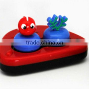 HL-500 Red Fish Contact Lens Cleaner Case