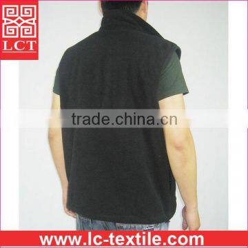 China OEM Clothing Manufacturer Custom Embroidery Good Hand Feeling Black Sleeveless Cheap Fleece Vest for Promotion(LCTU0055)