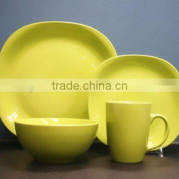 Hot sale stocked stoneware color glaze dinner set for promotion