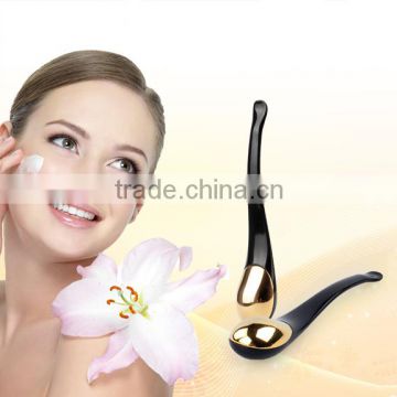 Golden eyelid lift handheld beauty device