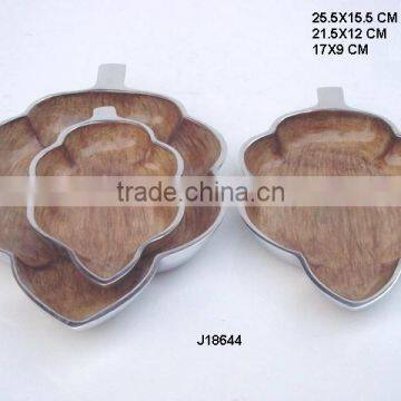 Cast Aluminium Enamel Leaf shape Bowl with wood like Food safe enamel