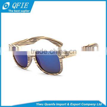 Wholesale Fashion Wood Grain Sunglasses With With Logo Engraved photo-4