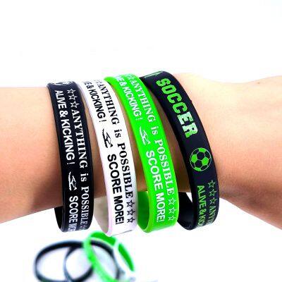 Factory Wholesale New World Cu P With Football Team Building Sports Soccer Silk Screen Printing Custom Silicone Bracelet