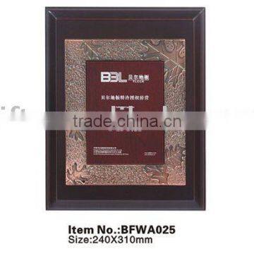 Plaque with wood base:BFWA025-