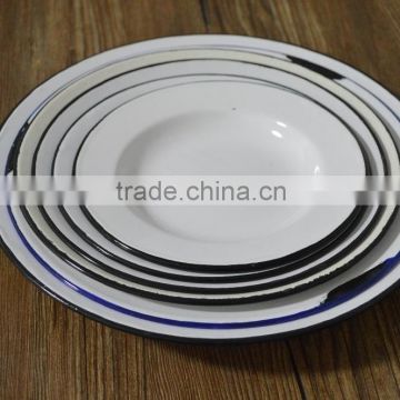 Enamel metal round white plate