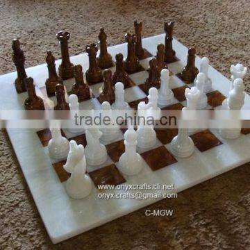 Red Onyx and White Marble Chess Set in bulk price