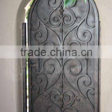 2016 single iron gate made with beautiful scroll works and open by swing.