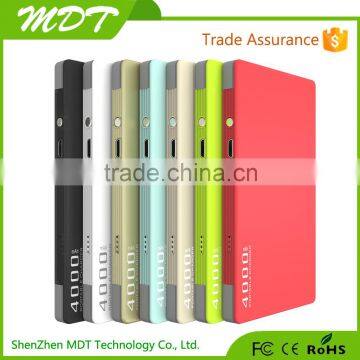 New arrivals creative retractable 4000mah super slim power bank with bult in cable