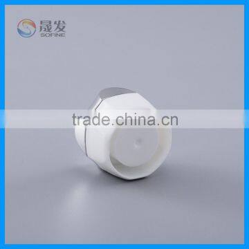 Silver Cap Plastic Small Cosmetic Jar