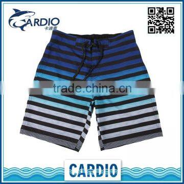 China Factory Fashion in stock surf hot men short swimwear