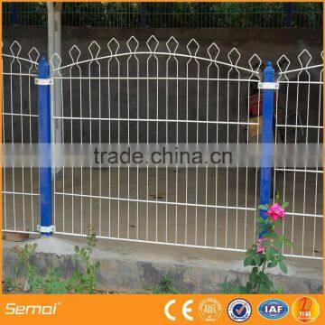 china factory wholesale round iron border garden fence for sale