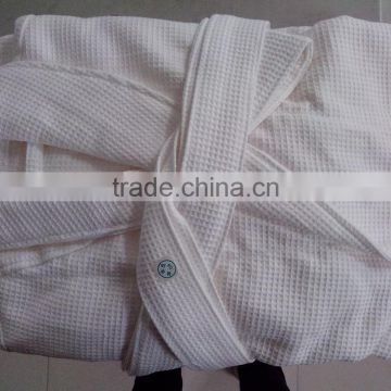 100% cotton white waffle bathrobe for hotel