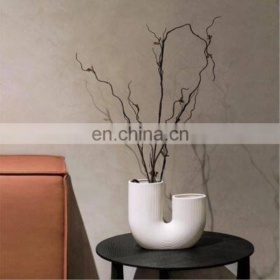 Amazon Hot Selling U- Shape White Creative Decorative Ceramic Crafts Vase Home Decor Office Desktop photo-5