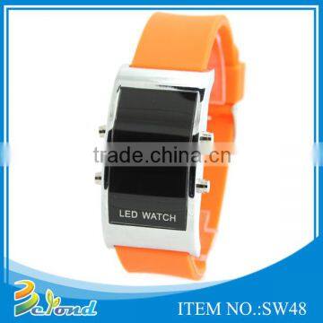 New crazy sale sport stylish led digital silicone wristband watch