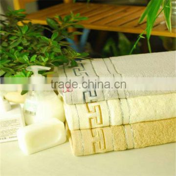 Wholesale embroidery 100% cotton fabric towel