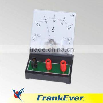 Demonstrating Ammeter Instruction/Demonstrating Ammeter, Voltmeter/DC Analog Volmeter and Ammeter