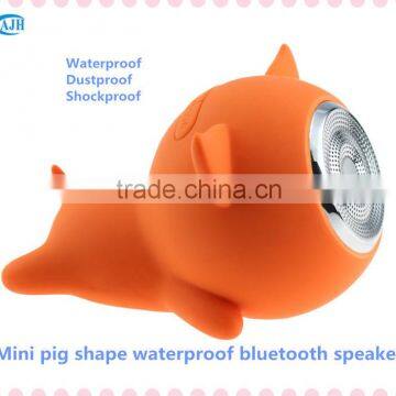 2015 Mini Cute Piggy Shape Bluetooth Waterproof Speaker Shockproof Silicone Speaker photo-3