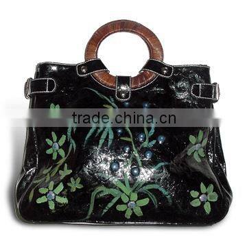 Leather shoulder bag