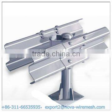 Highway guardrail board / steel traffic barriers pole or post