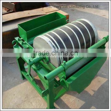 Reliable quality Iron ore mini magnetic separating machine for sale