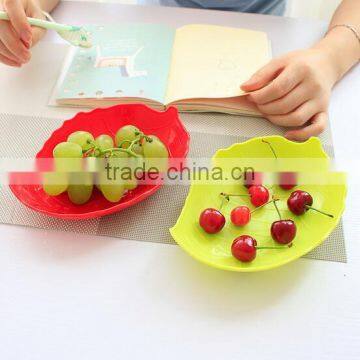 Creative Leaf Shape Plastic Fruit Tray Fruit Bowl Fruit Plate Nut Bowl Candy Tray photo-2