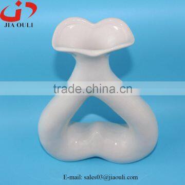 Valentines' Day Favor Heart Shape Ceramic Vase White Glazed photo-3