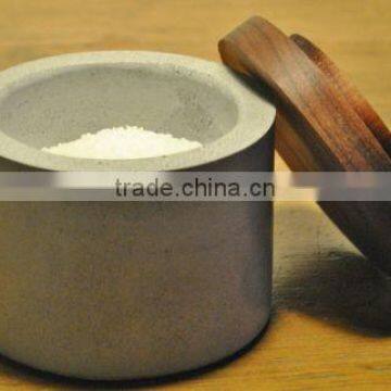 Round Concrete Jar with Wooden Lid