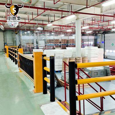 Little Buffalo Loading Dock Plastics Safety Barrier Dock Gate Anti-Collision Guardrails Warehouse Gate