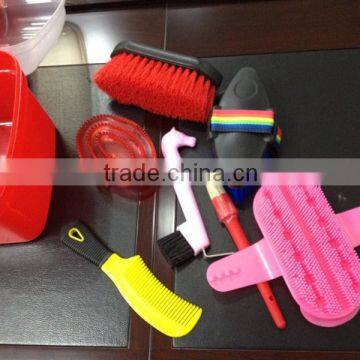 Red Horse Grooming Kits with set 7 Pieces