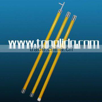 Sectional high voltage operating rod