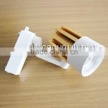 Plastic cob led track 30w led track light 110V 220V super white 6000k for wholesales