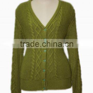 WOMEN'S SWEATER