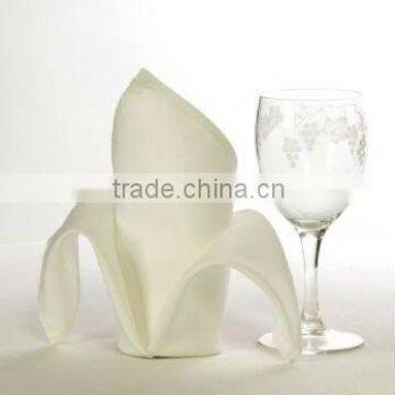 Firm polyester folding napkins with professional manufacturer in Chaina
