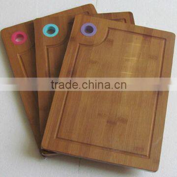 New style wholesale bamboo chopping blocks silicon cutting board with hole