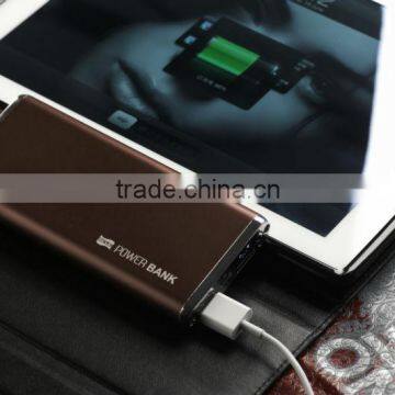 SCUD 8000mAh Portable Emergency Phone Charger photo-3