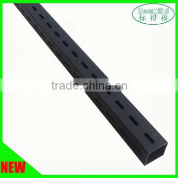 Single slot 1 inch square steel tubing