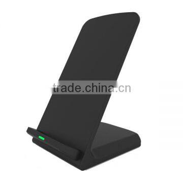Quality and Quantity Assured qi Wireless Charging Phone Shell 5600mah Smart Power Bank photo-5