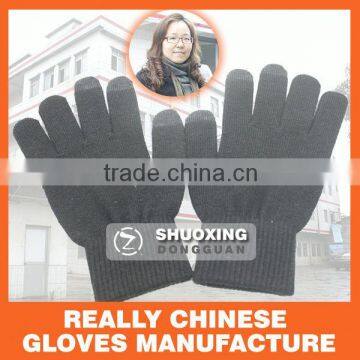 red working gloves