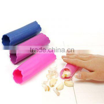 Hot Selling Silicone Roller Silicone Garlic Peeler photo-5