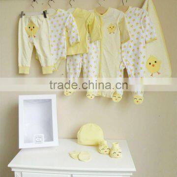 mom and bab 2012 Autumn baby clothes newborn gift set 10pcs