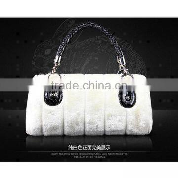 Grace Luxury Imitation Feather Party Hand Bag for Woman Gender Straw Bag Fur Bag Charm photo-3
