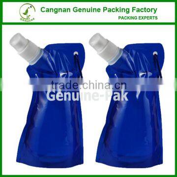 Hot sale popular folding water bottle with carabiner hook BPA free