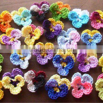 Crochet flower accessory