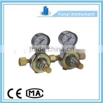 Hydrogen pressure reducing regulator