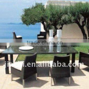 restaurant dining tables and chairs