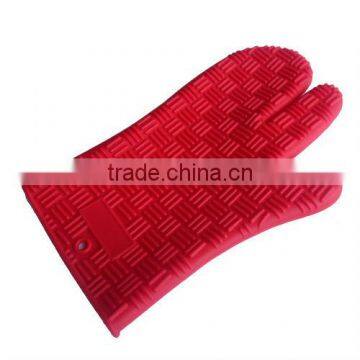 Three fingers design slicone gloves