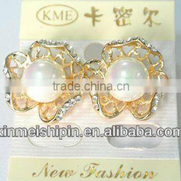 Pearl crystal earring stud,charm starlight feature E098