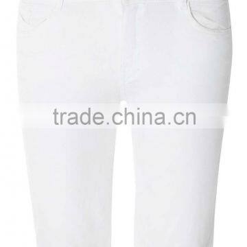 girl White denim capris