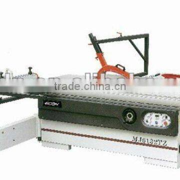 sliding table scoring saw