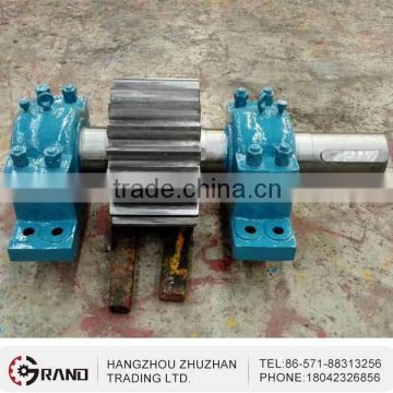 Pinion Shafts With Bearing Blocks